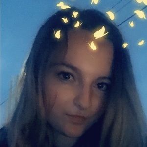 Meet your Posher, Mirayah